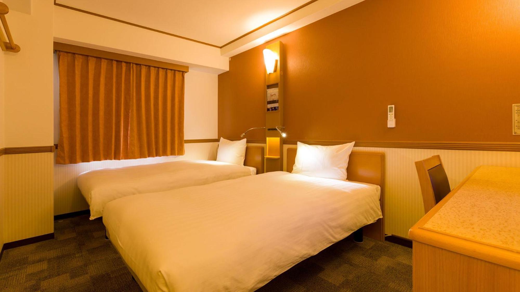 Toyoko Inn Hirosaki Ekimae Номер фото